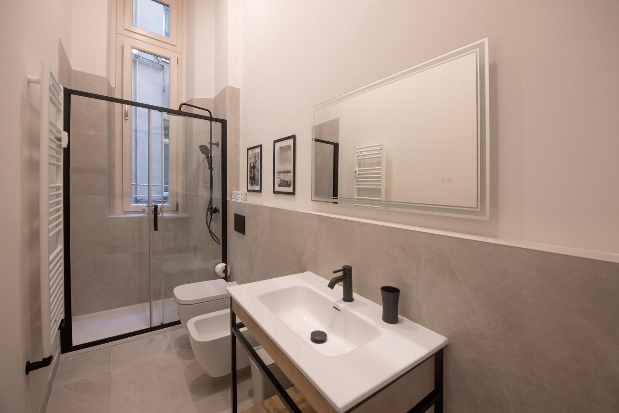 227 - Largo Zecca Luxury Apartment - Nel Cuore Del Centro Di Genova Exterior photo