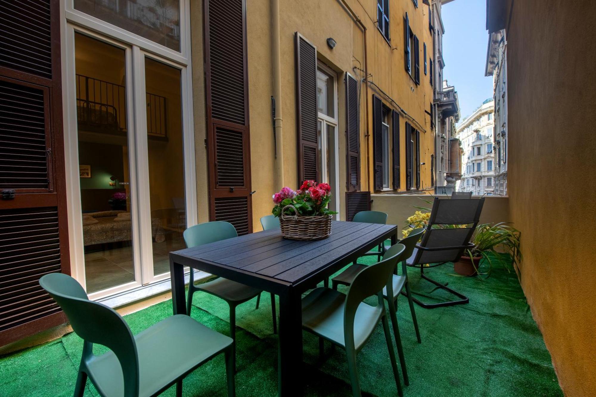 227 - Largo Zecca Luxury Apartment - Nel Cuore Del Centro Di Genova Exterior photo